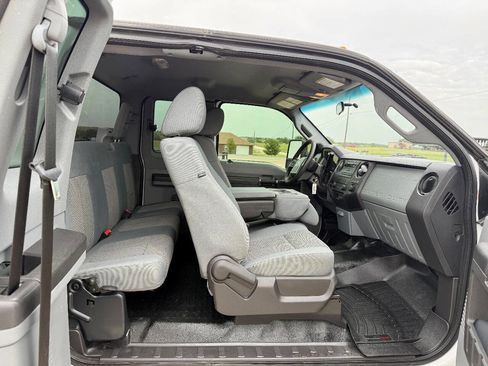 Used 2015 Ford F450 XL w/ Power Equipment Group image 15