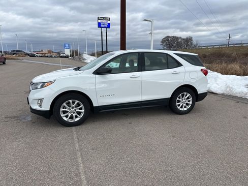 Used 2019 Chevrolet Equinox LS image 14
