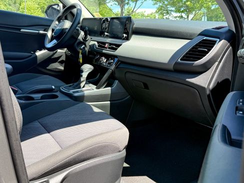 Used 2025 Kia Seltos LX AWD/4WD image 12
