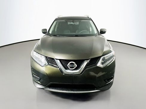 Used 2016 Nissan Rogue SV AWD/4WD image 2