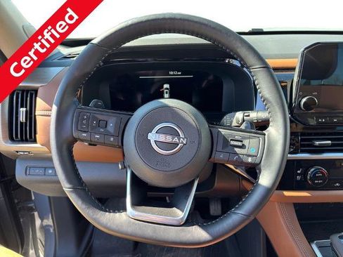 Certified 2025 Nissan Pathfinder Platinum w/ Cargo Package AWD/4WD image 13