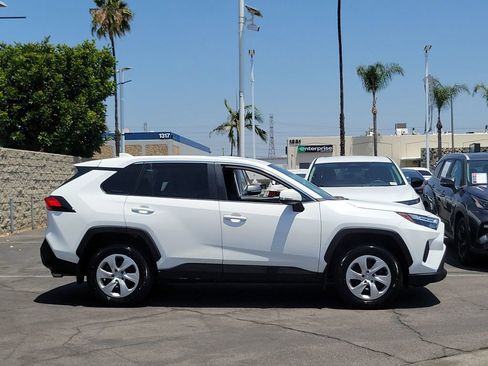 Used 2025 Toyota RAV4 LE FWD image 31