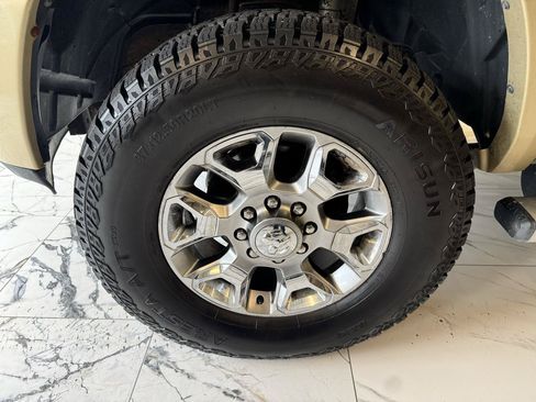 Used 2017 RAM 2500 Limited AWD/4WD image 33