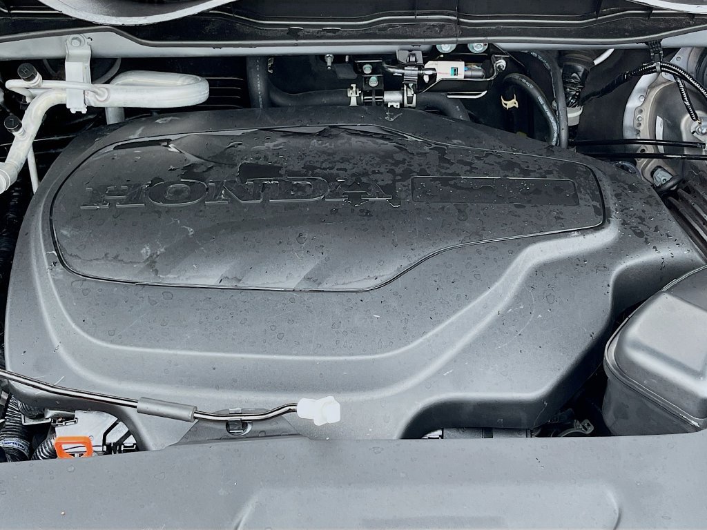 Used 2024 Honda Odyssey Elite image 32