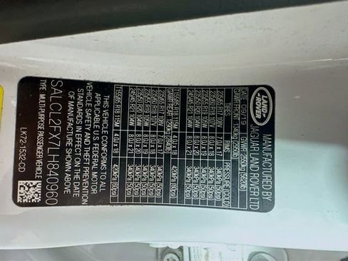 Used 2020 Land Rover Discovery Sport SE R-Dynamic image 33