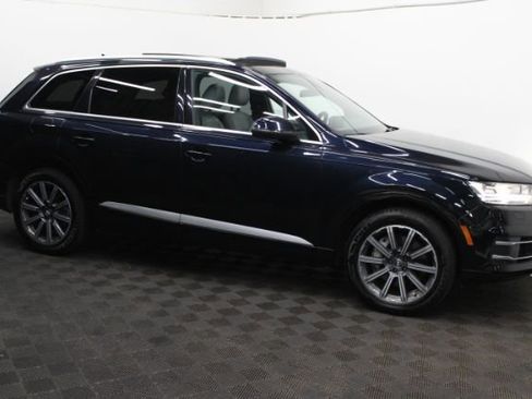 Used 2018 Audi Q7 3.0T Premium Plus w/ Premium Plus Package image 3