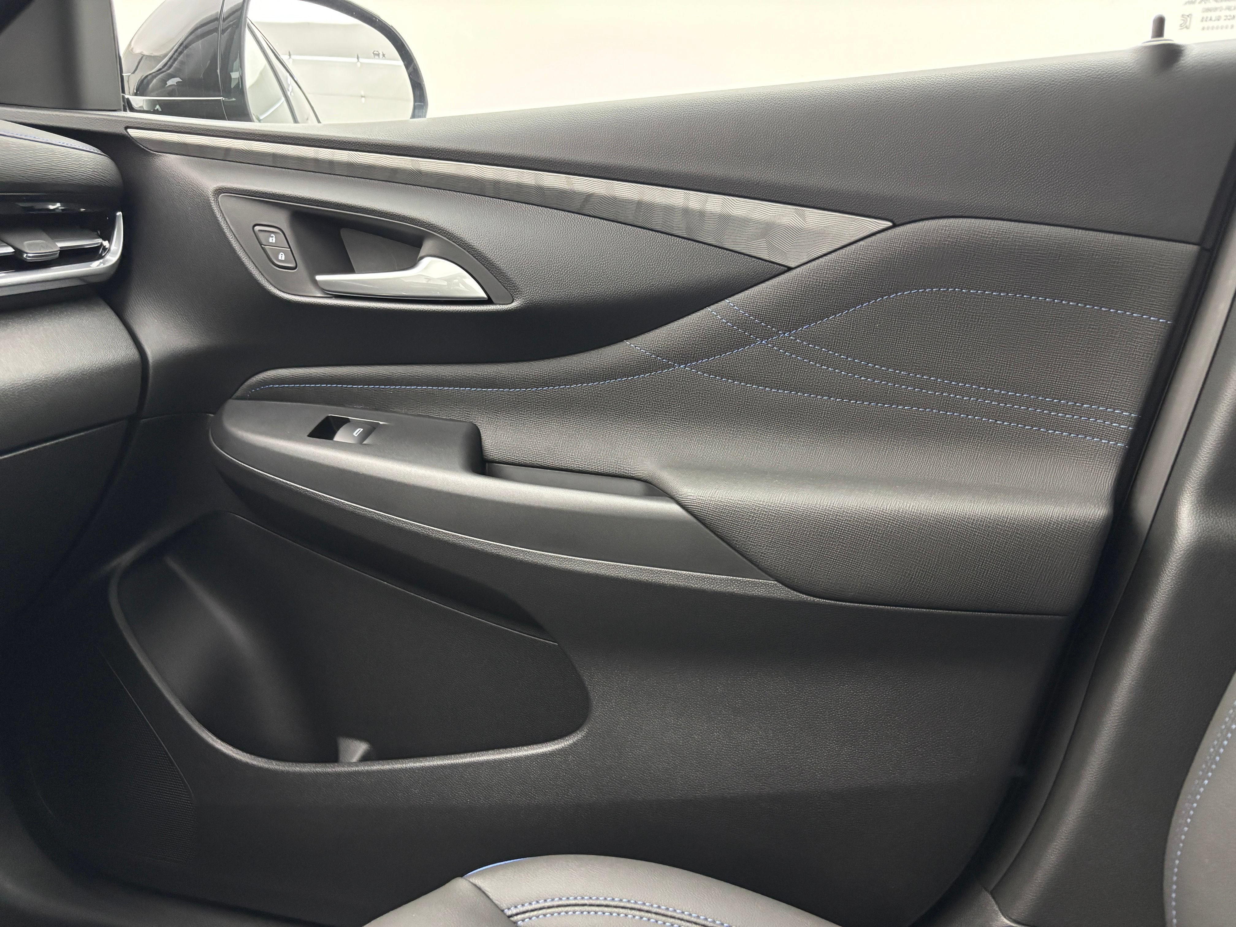 New 2026 Buick Envista Sport Touring w/ Convenience I Package FWD image 41