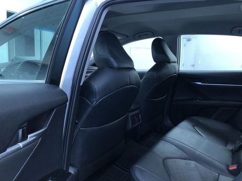 Certified 2018 Toyota Camry XSE image 19