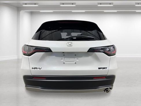 New 2026 Honda HR-V Sport image 4