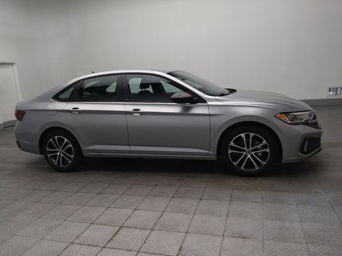 Used 2024 Volkswagen Jetta Sport FWD image 11