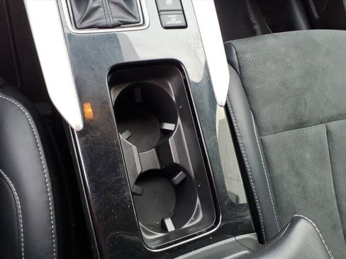 Used 2024 Mitsubishi Eclipse Cross SE image 16