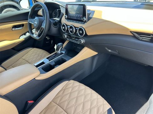 New 2024 Nissan Sentra SV w/ SV Premium Package image 10