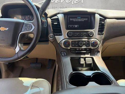 Used 2017 Chevrolet Suburban LT w/ LT Signature Package RWD image 20