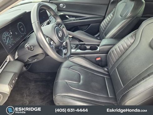 Used 2024 Hyundai Elantra Limited FWD image 14
