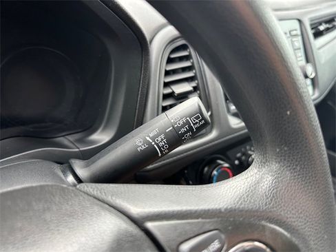Used 2019 Honda HR-V LX image 25