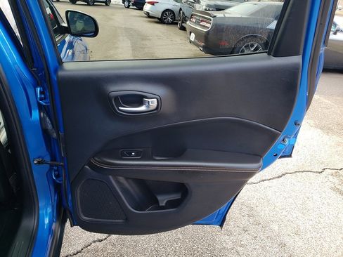 Used 2020 Jeep Compass Latitude image 18