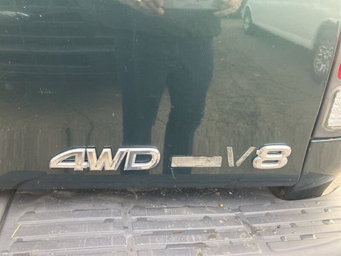 Used 2001 Toyota Tundra Limited image 15