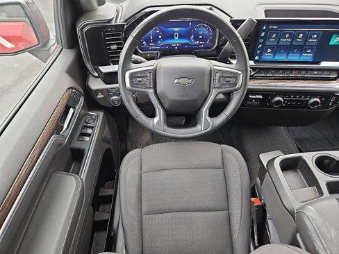 Used 2025 Chevrolet Silverado 1500 RST AWD/4WD image 11