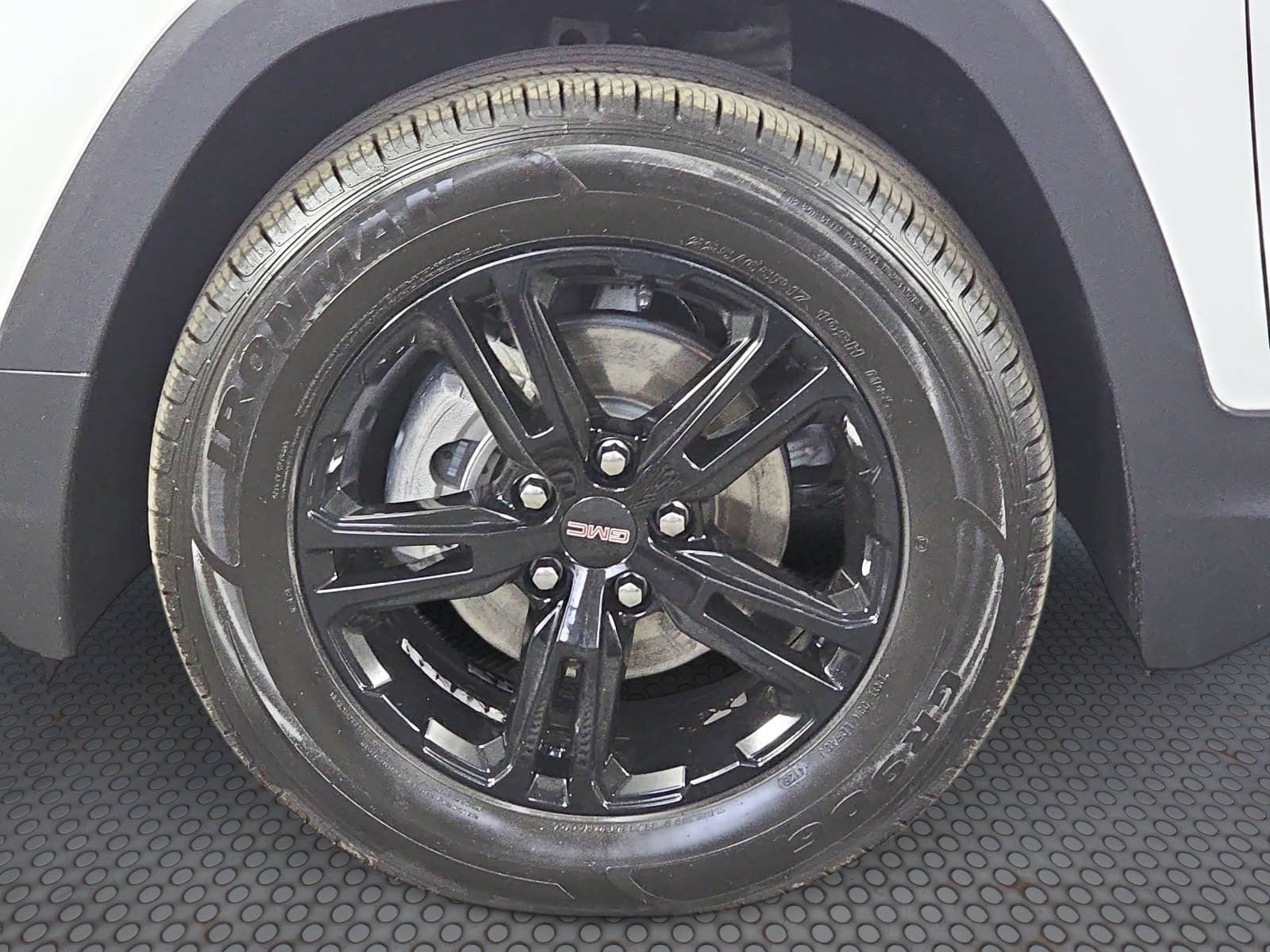 Used 2023 GMC Terrain AT4 w/ Infotainment Package II AWD/4WD image 30