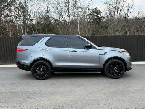 Used 2024 Land Rover Discovery Dynamic SE image 7