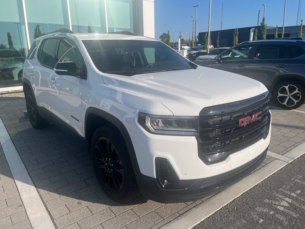 Used 2022 GMC Acadia SLT w/ Elevation Edition FWD image 2