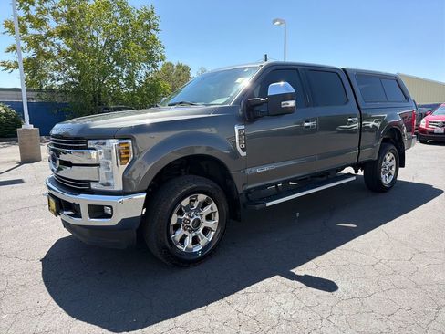 Used 2018 Ford F250 Lariat w/ Lariat Ultimate Package AWD/4WD image 1