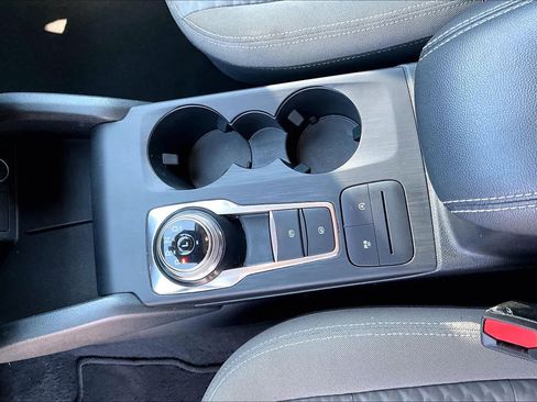 Used 2020 Ford Escape SE FWD image 15