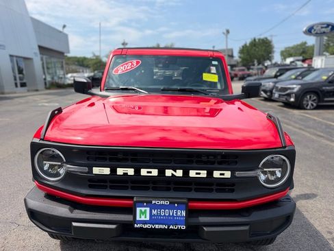 Used 2023 Ford Bronco 4-Door AWD/4WD image 12