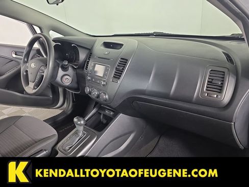 Used 2016 Kia Forte LX w/ LX Popular Plus Package FWD image 24