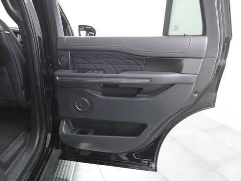 Certified 2023 Ford Expedition Platinum AWD/4WD image 30