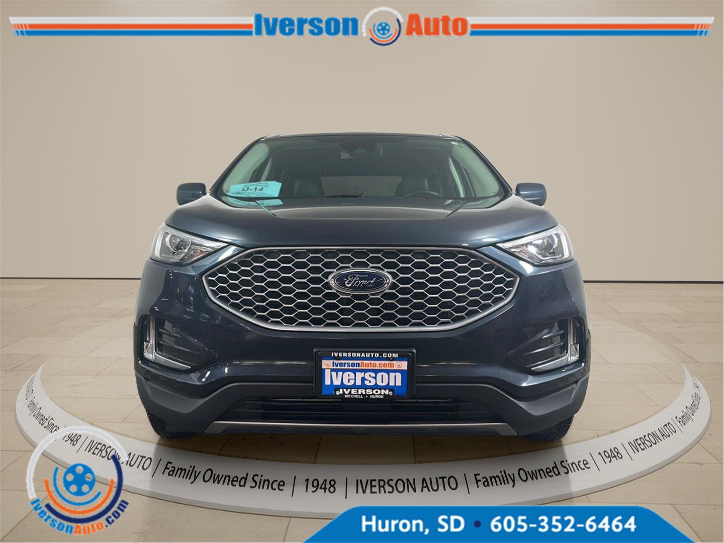 Used 2024 Ford Edge SEL w/ Convenience Package AWD/4WD image 2
