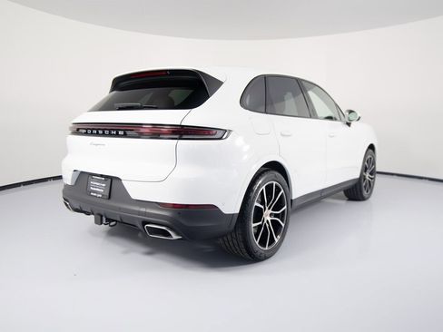 New 2026 Porsche Cayenne image 7
