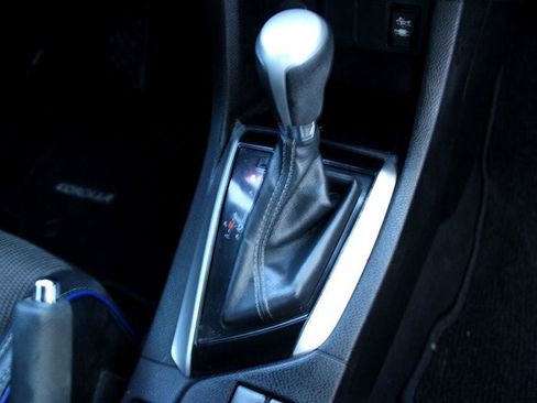 Used 2019 Toyota Corolla SE w/ Carpet Mat Package (TMS) image 20