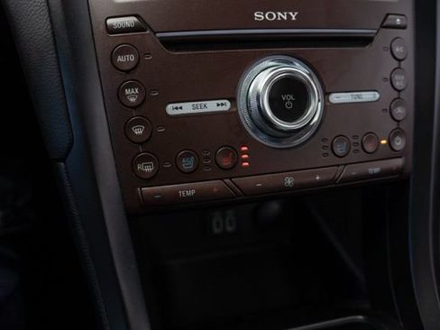 Used 2020 Ford Fusion Titanium FWD image 23