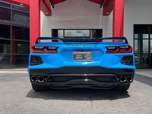 Used 2023 Chevrolet Corvette Stingray Preferred Conv w/ Z51 Performance Package RWD image 12