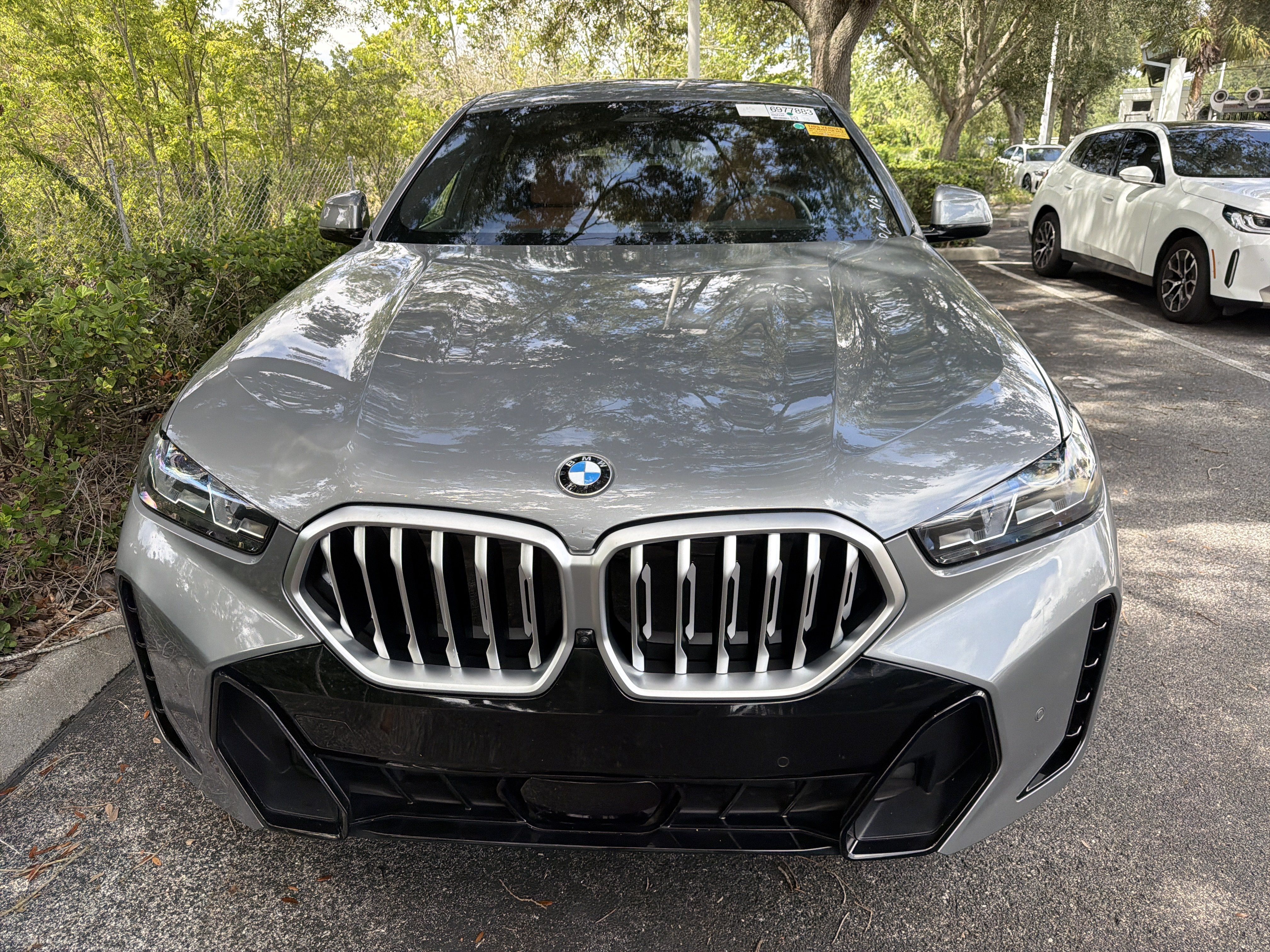 Certified 2026 BMW X6 xDrive40i AWD/4WD image 2