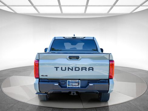 Used 2025 Toyota Tundra Limited AWD/4WD image 3