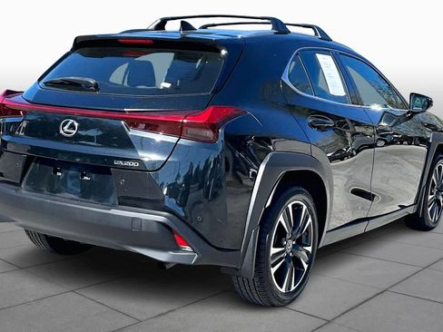 Used 2021 Lexus UX 200 w/ Premium Package FWD image 13