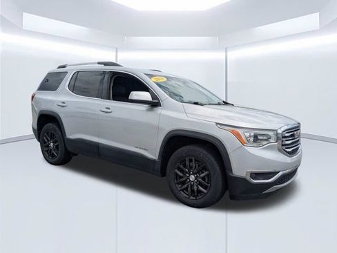 Used 2018 GMC Acadia SLT FWD image 2
