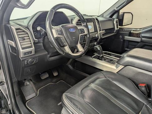 Used 2017 Ford F150 Platinum w/ Equipment Group 701A Luxury image 11