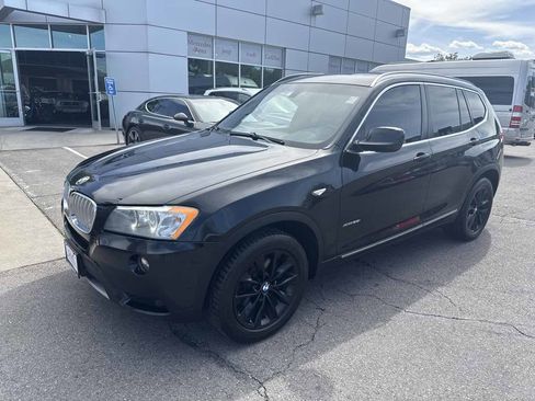 Used 2013 BMW X3 xDrive28i AWD/4WD image 2
