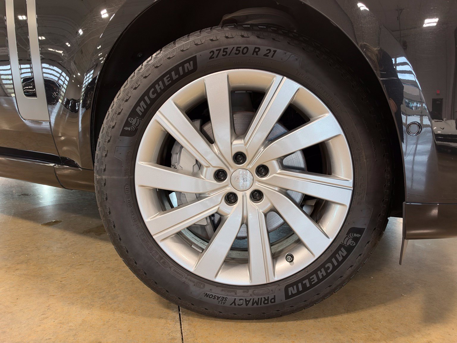 Used 2024 Land Rover Range Rover SE AWD/4WD image 10