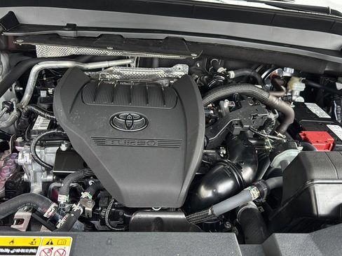 Used 2024 Toyota Grand Highlander Platinum image 30