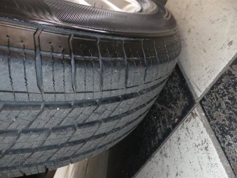 Used 2019 Ford Flex SEL image 33