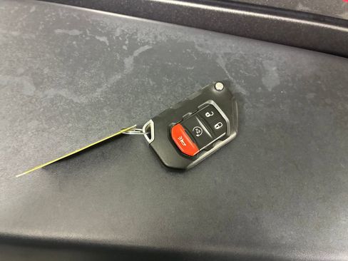 Used 2020 Jeep Gladiator Rubicon w/ LED Lighting Group image 33