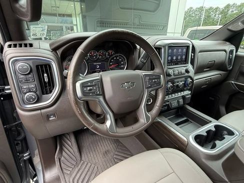 Used 2021 Chevrolet Silverado 1500 RST w/ Texas Edition Plus AWD/4WD image 11