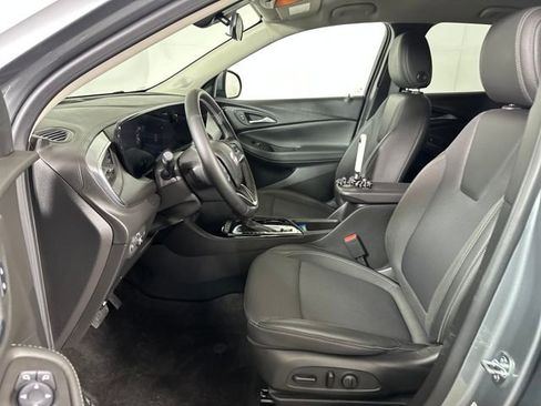 Used 2024 Buick Encore GX Preferred w/ Comfort Package image 11