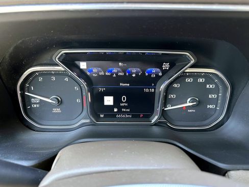 Used 2021 GMC Yukon XL Denali w/ Denali Premium Package AWD/4WD image 22