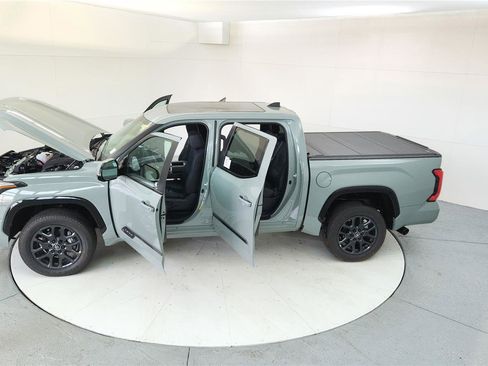 New 2025 Toyota Tundra Platinum image 18