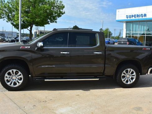 Used 2023 Chevrolet Silverado 1500 LTZ AWD/4WD image 10